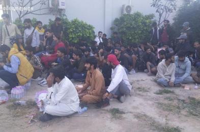 ជនបរទេស​ជិត ៦០នាក់​នាំ​គ្នា​រត់​ចេញ​ពី​អគារ​អនឡាញ​របស់​លោក លី យ៉ុងផាត់ ក្នុង​ខេត្ត ឧត្តរមានជ័យ