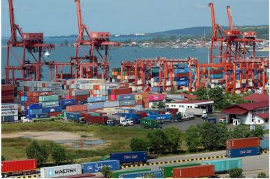 កម្ពុជាប្រកាសបង្ក្រាបការក្លែងបន្លំប្រភពទំនិញ មុនពេលទៅចរចាផ្ទាល់រឿងពន្ធជាមួយអាមេរិក