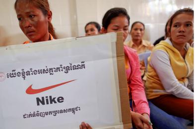 សង្គមស៊ីវិលថាការបញ្ជាទិញទំនិញពីកម្ពុជានឹងធ្លាក់ចុះ ខណៈម៉ាកយីហោល្បីៗដាក់លិខិតទៅត្រាំ